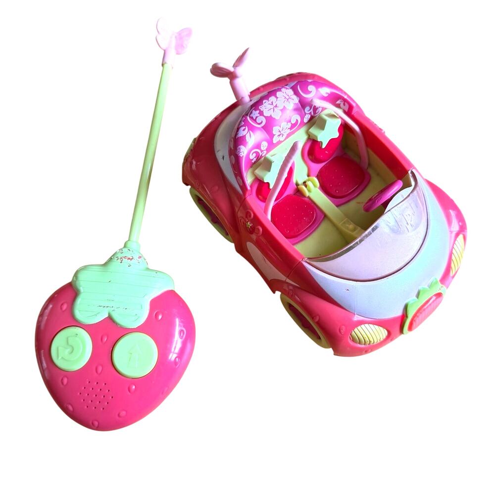 2009 Hasbro Strawberry Shortcake Berry Cruiser RC Remote Control Car Tested
